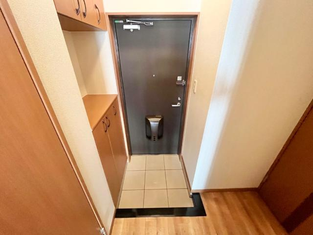 フォンテーヌ美原の玄関|玄関