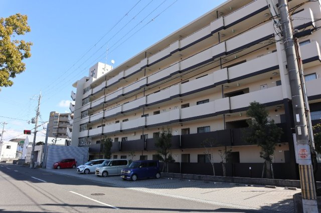 キッツスクエア