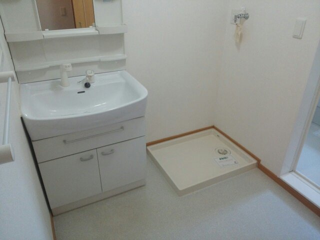 ヴァンテリュイソーの洗面所