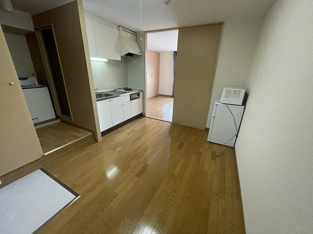 レオパレス向日葵の居間・リビング