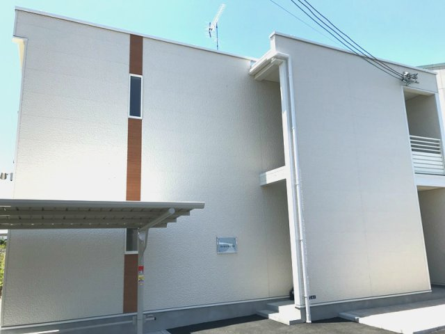 レオネクストクレモンティーヌ