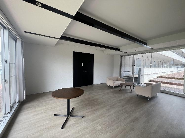 エルベコート泉大津のエントランス