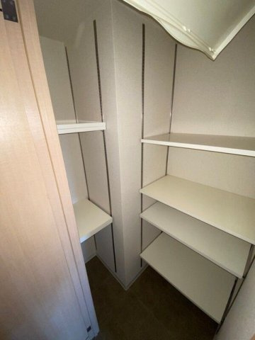 ネオマイム新御徒町Ⅱの収納