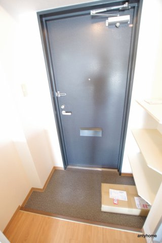 昭和グランドハイツ大淀　仲介手数料無料の玄関