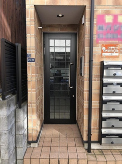 【エントランス】