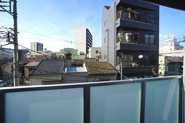 ジェノヴィア南千住Ⅳスカイガーデンのバルコニー