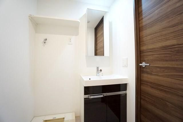 ジェノヴィア南千住Ⅳスカイガーデンの洗面所