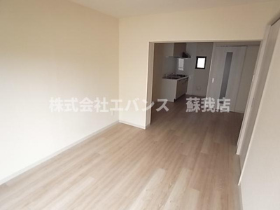 【居間・リビング】 | ベルハイム | ゆったりとしたリビングです