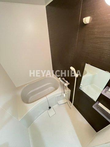 ルピナス清川の浴室