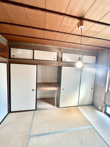 西淀川区花川２丁目テラスハウスの収納