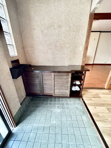 西淀川区花川２丁目テラスハウスの収納|玄関収納