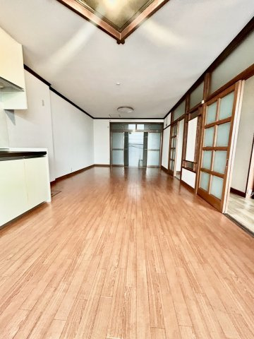 西淀川区花川２丁目テラスハウスの居間・リビング