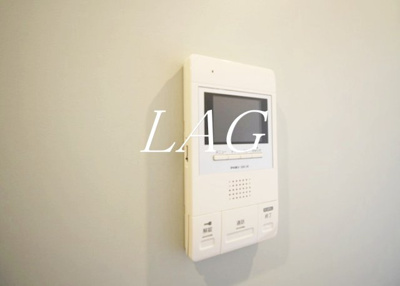 【セキュリティ】 | ルームサンセットタウン | モニター付きインターホンになります。