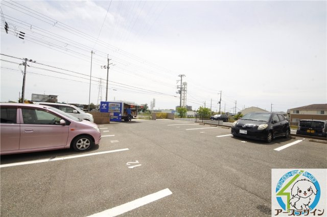 クレディールの駐車場|※類似部屋