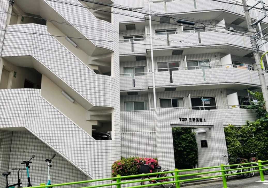 トップ三軒茶屋第4　分譲賃貸　礼金０　管理人巡回の外観