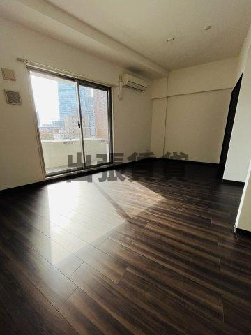 プラウランド名駅の居間・リビング