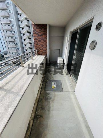 プラウランド名駅のバルコニー