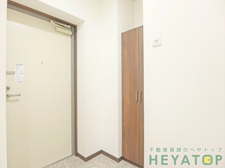 【玄関】 | シューズボックス付き玄関