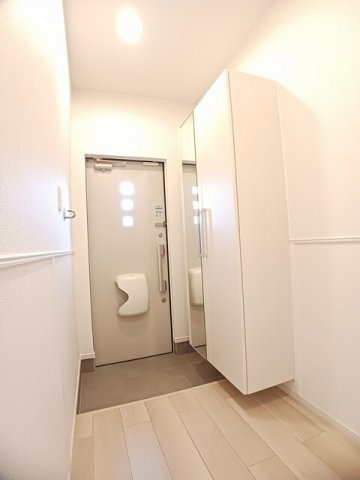 アイノス波分Ⅱの玄関|シンプルで使いやすい玄関です