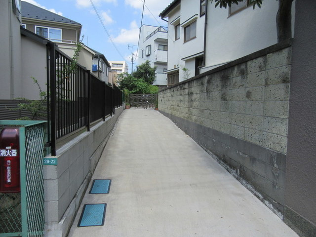 ＳＰＳ元町ハイムのエントランス|★エントランスまでのアプローチ★