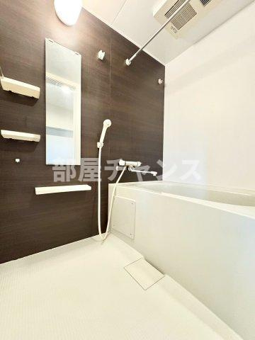 PRIMAVERA WESTの浴室