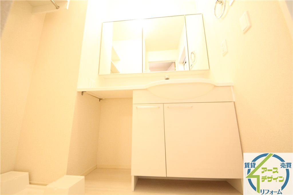 リジエールアンの独立洗面台|※類似写真