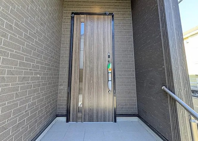 【新築】坂戸市にっさい花みず木10期 4号棟の玄関|玄関ドア