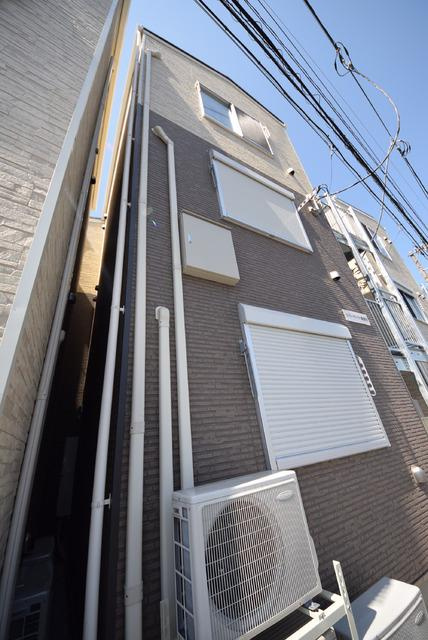 リバーサイド滝頭Ｂ棟の外観