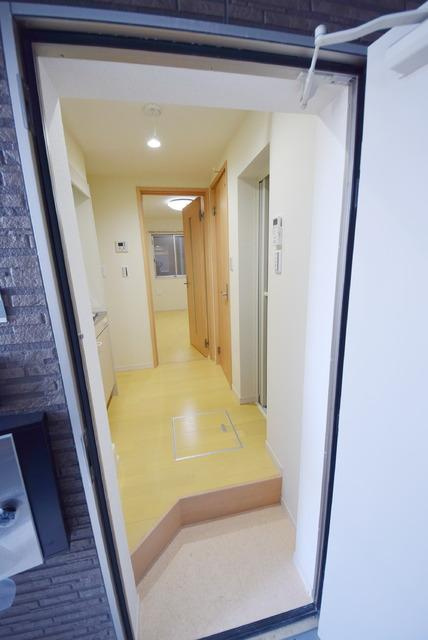 リバーサイド滝頭Ｂ棟の玄関