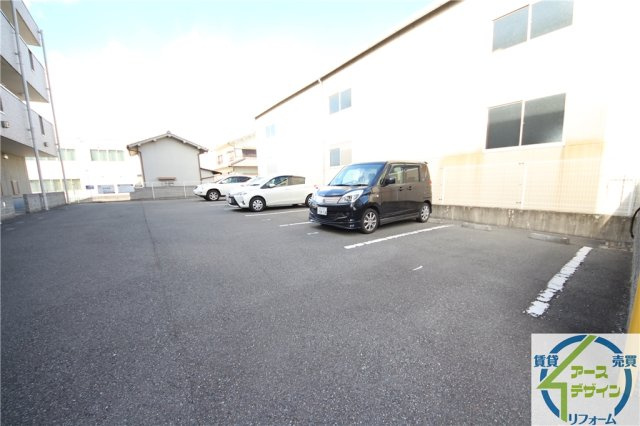 ヴァン　エステート　北在家の駐車場|駐車場があります