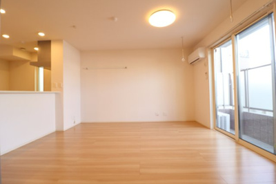 【居間・リビング】 | Sophiacourt桜町