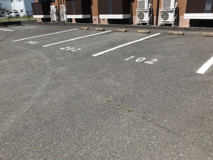 エクセル東合川の駐車場