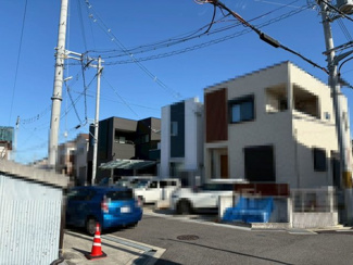 【その他】 | 畑町3丁目　中古戸建 | 玄関にシューズボックス・シューズインクローゼットありますよ！玄関周りもスッキリ片付きますね！