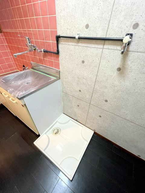 パールハイツの居間・リビング|★洗濯機置場は室内にあります★