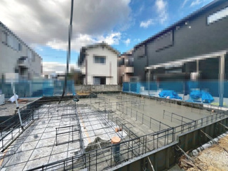 【その他】 | 堀上緑町2丁目　新築戸建 | 玄関にシューズボックスありますよ♪玄関周りもスッキリ片付きますね！