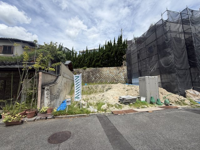 【ヴィレッタの杜】苦楽園二番町Ｈ　建築条件付き土地の前面道路含む現地写真|前面道路含む現地写真です