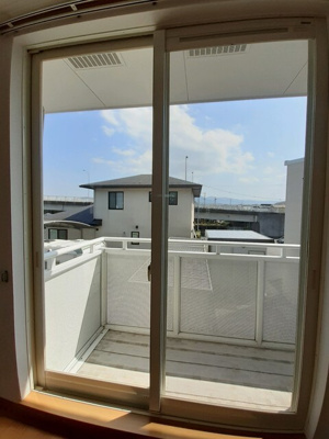 【バルコニー】 | アビエテルノⅡ