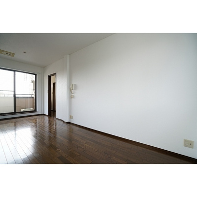 【居間・リビング】 | スクエア東新町