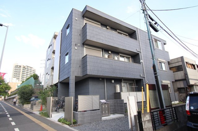 前面道路は明るいので安心です◎