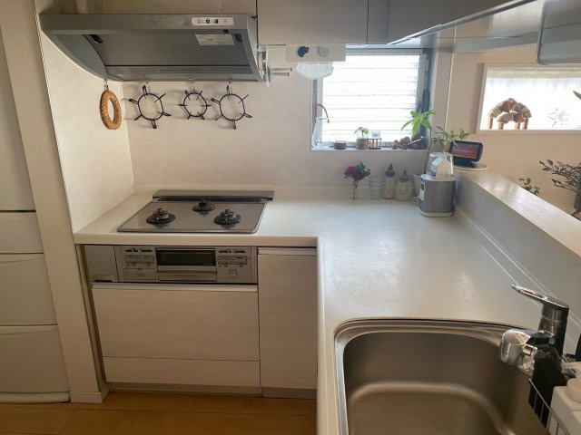 沼袋４丁目戸建のキッチン