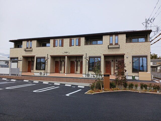 ルストパラディ　久留馬