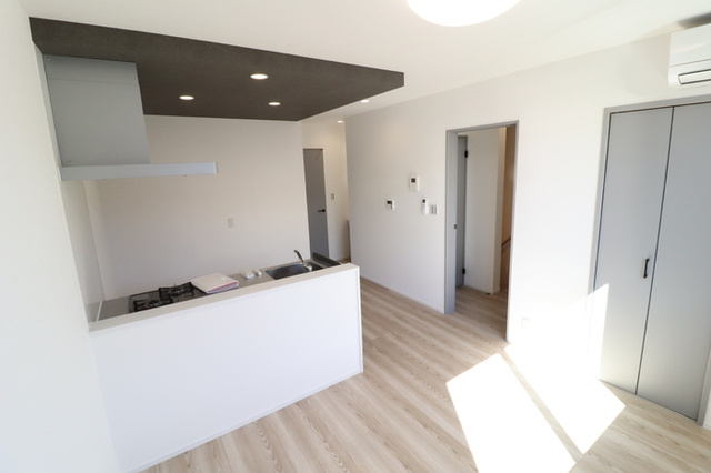 RELUXIA　Aの内装|LDK