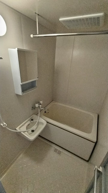 バス