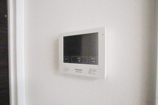 訪問者が確認できるＴＶモニタ付きドアホン