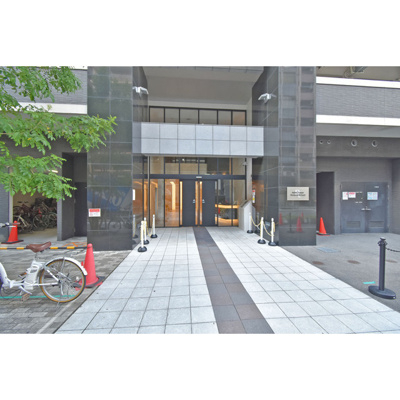 【エントランス】 | アーデンタワー本町イースト