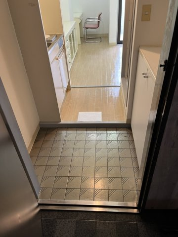 入谷センチュリープラザ２１の玄関