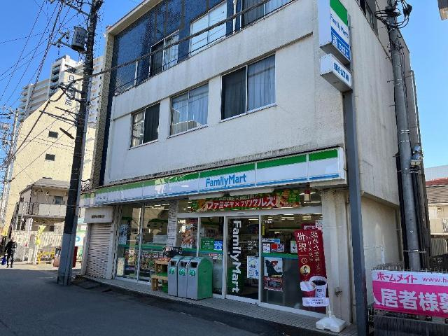 ラフィネ　柏の周辺|ファミリーマートマツマル柏店まで30ｍ