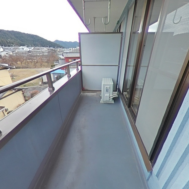 ディスティーノ高富のバルコニー
