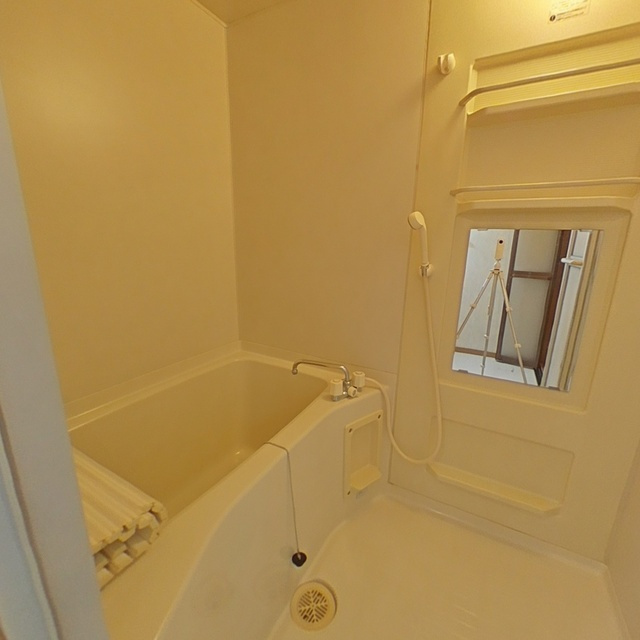 ディスティーノ高富の浴室