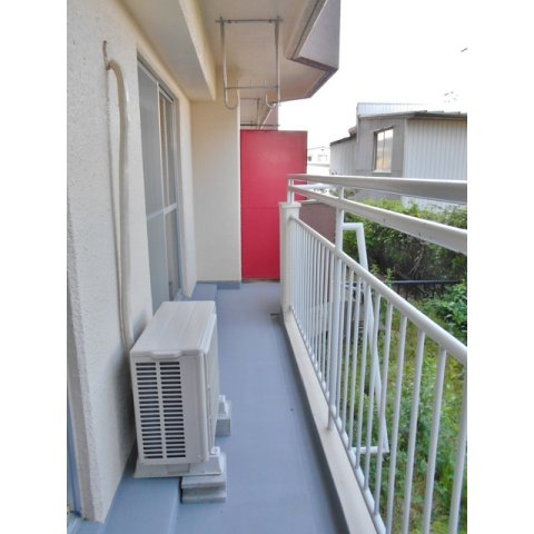 シャルム岐阜のバルコニー